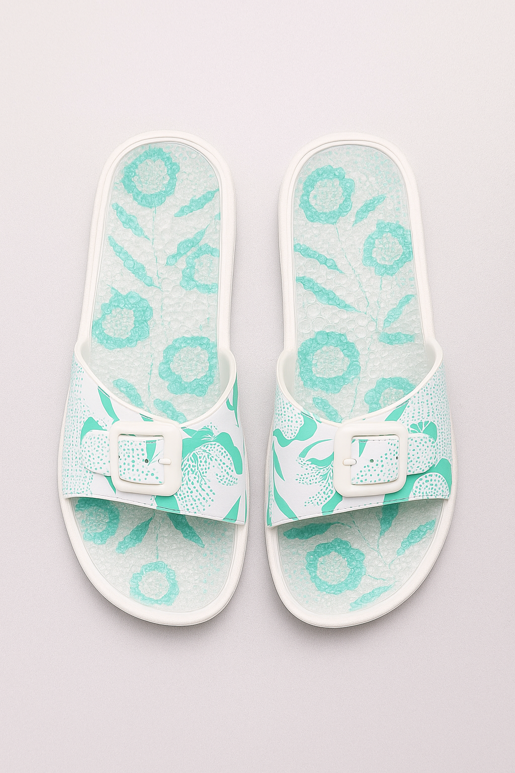 Amora | Wellness dame badesandaler med massagefodseng - - Amora | Wellness dame badesandaler med massagefodseng - €25 - {{ product_tags }