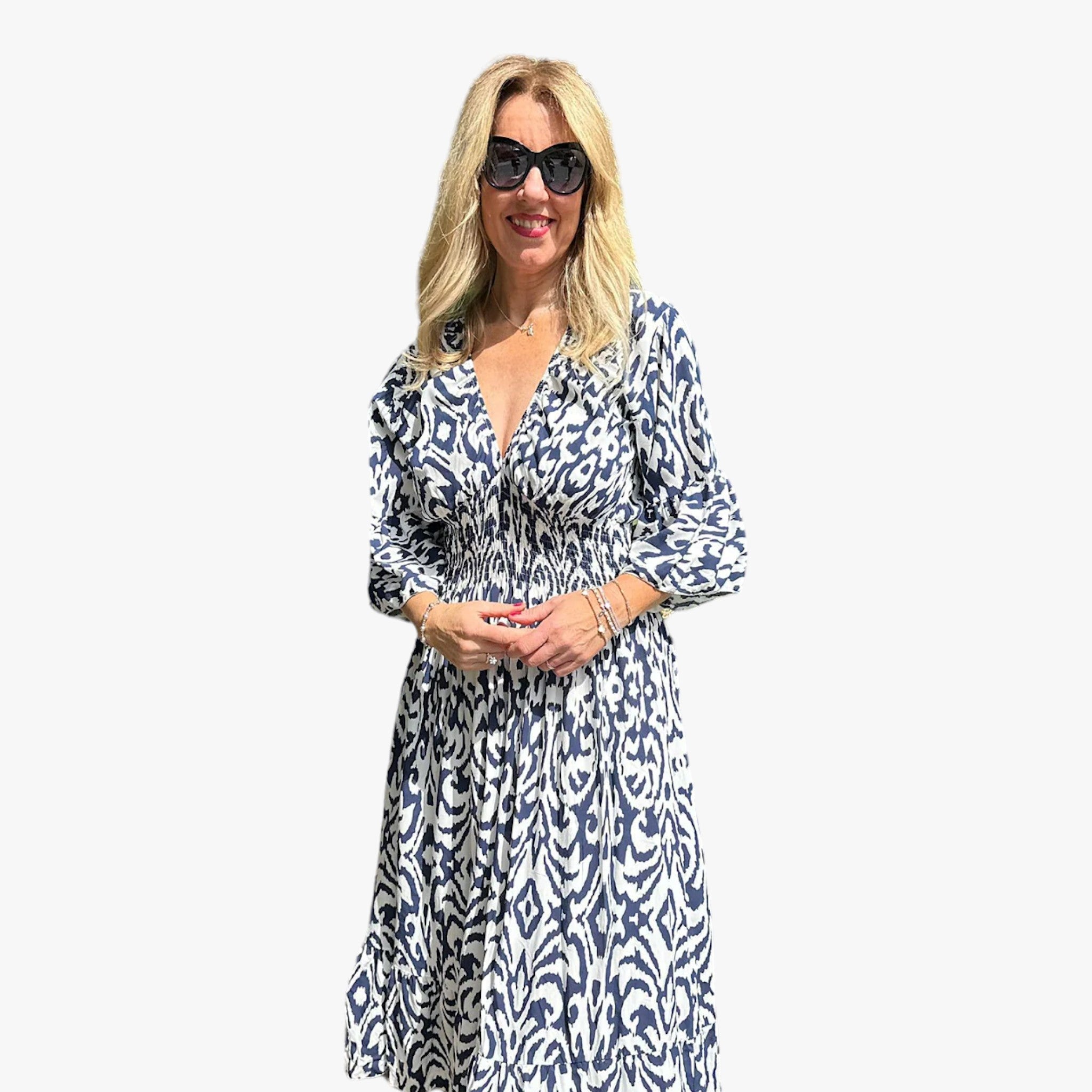 Flora | Stort blomstret V-halskjole - Perfekt til strandferier - - women's fashion - {{ product_tags }