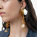 Zoë | Orecchini vintage a fiore con nappine – eleganti e unici