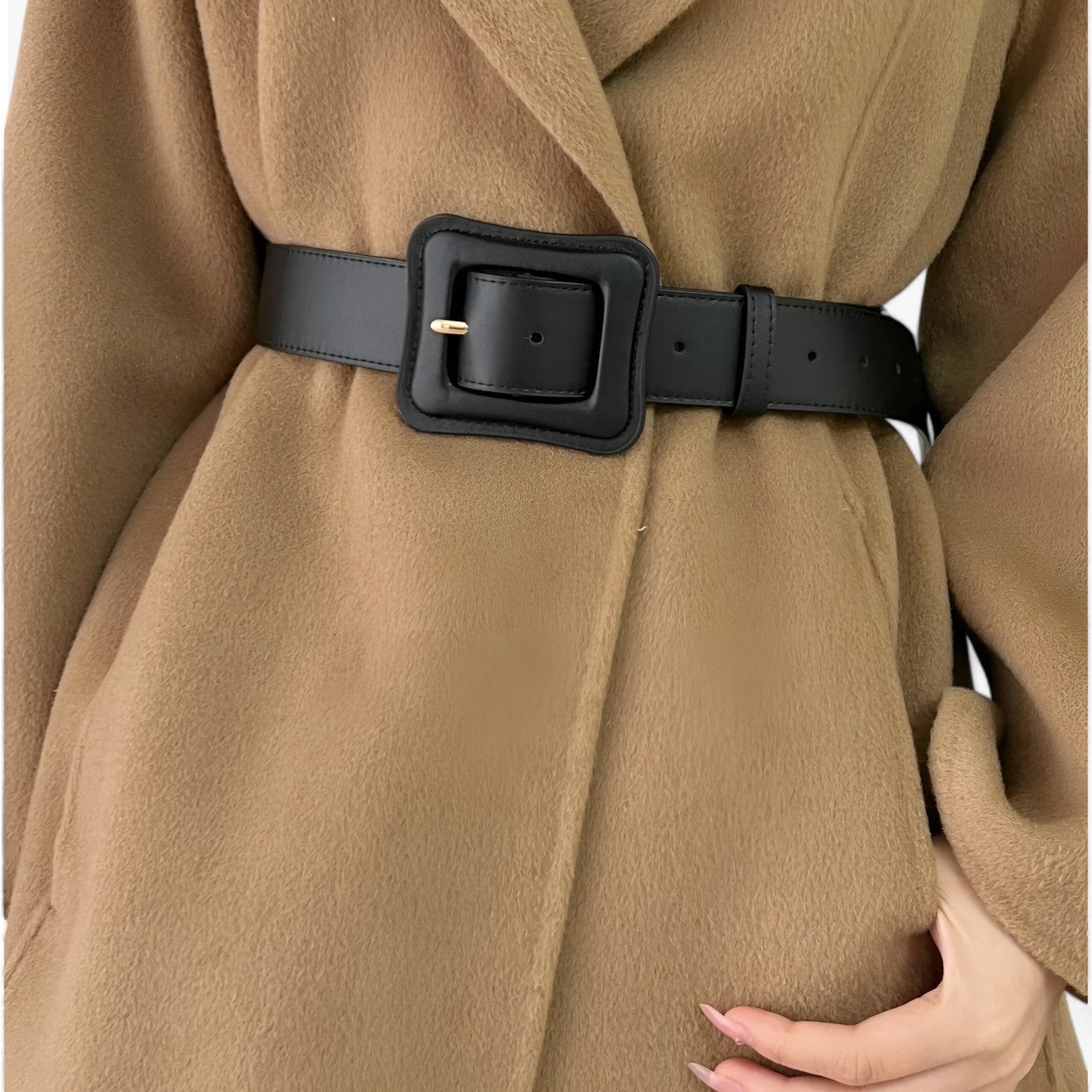 Arya | Bred Læderbælte – Tidens Uforanderlige Charme - - women's fashion - {{ product_tags }