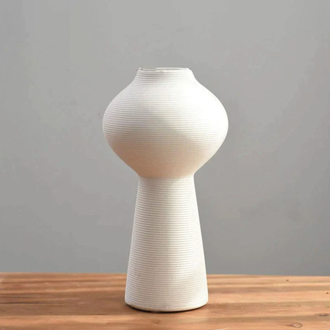 Handlavede keramikvaser | Elegante indretningsdetaljer - Figurvase - house & garden - {{ product_tags }