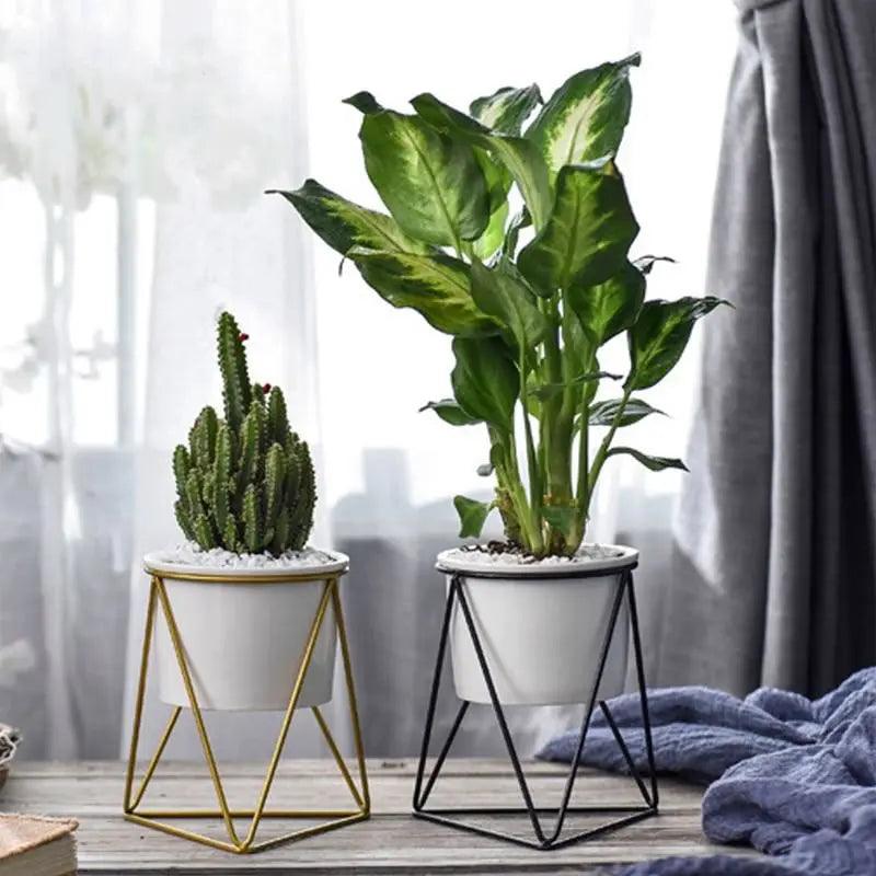 Keramikblomsterkrukke med jernstativ | Moderne overtop til luftpudser og sukkulenter - - house & garden - {{ product_tags }