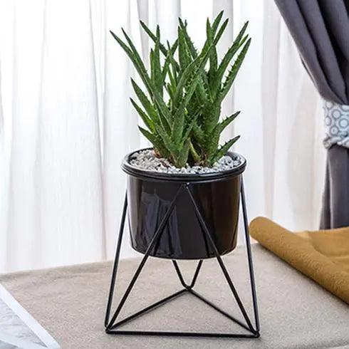 Keramikblomsterkrukke med jernstativ | Moderne overtop til luftpudser og sukkulenter - - house & garden - {{ product_tags }