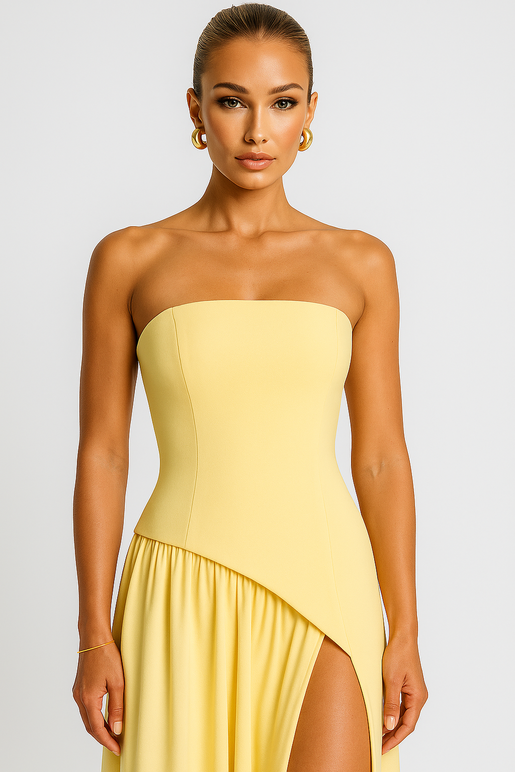 Maliyah | Elegant kjole med lige halsudskæring og sideklap - - women's fashion - {{ product_tags }