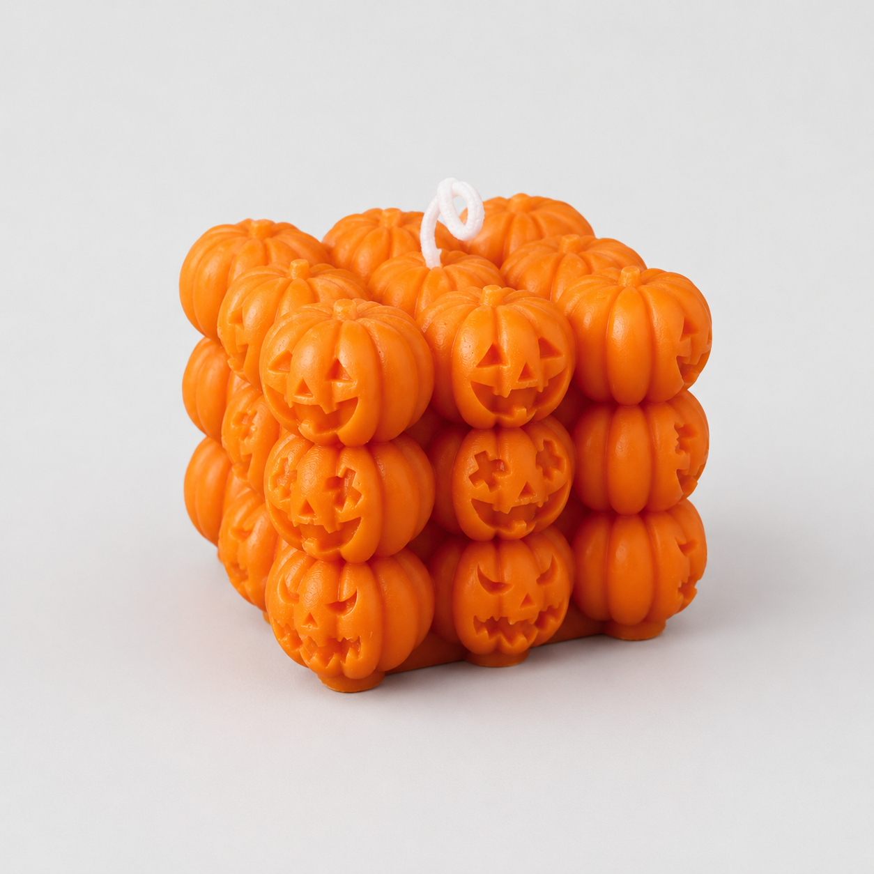 Halloween Græskar Terningelys af Sojavoks - 6,5 cm - Orange - Gifts – Seasonal – Halloween - {{ product_tags }