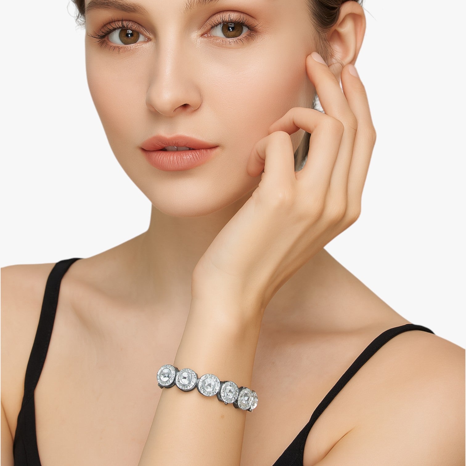 Emery | Tennisarmbånd med Hjerte- og Krystaldangler – Hip Hop Elegance til Enhver Lejlighed - - Emery | Tennisarmbånd med Hjerte- og Krystaldangler – Hip Hop Elegance til Enhver Lejlighed - €25 - {{ product_tags }