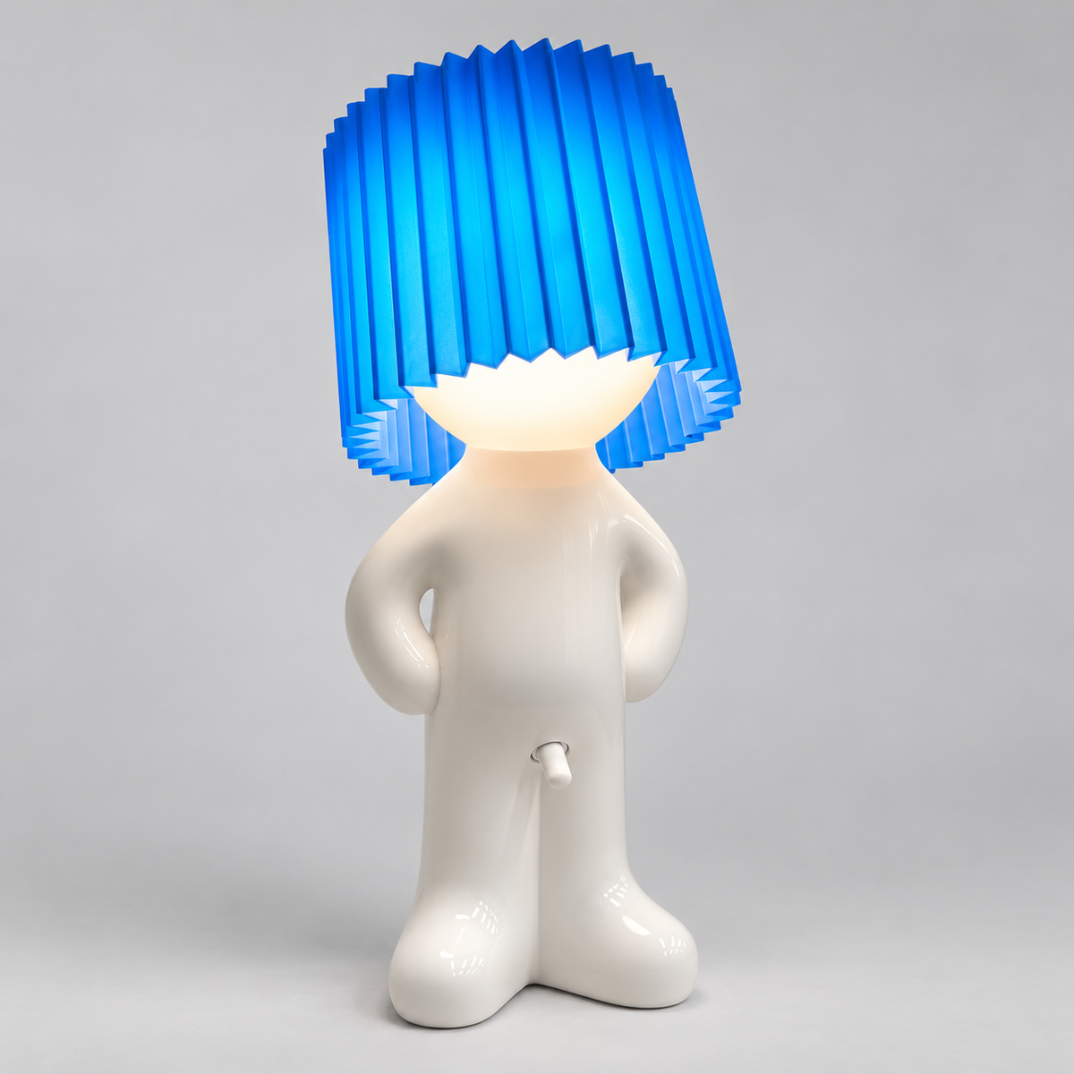 Bordlampe Figur - Dekorativt Design med Plisseret Skærm og LED