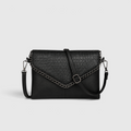 Sort Crossbody Taske med Kædedetalje – Stilfuld & Alsidig