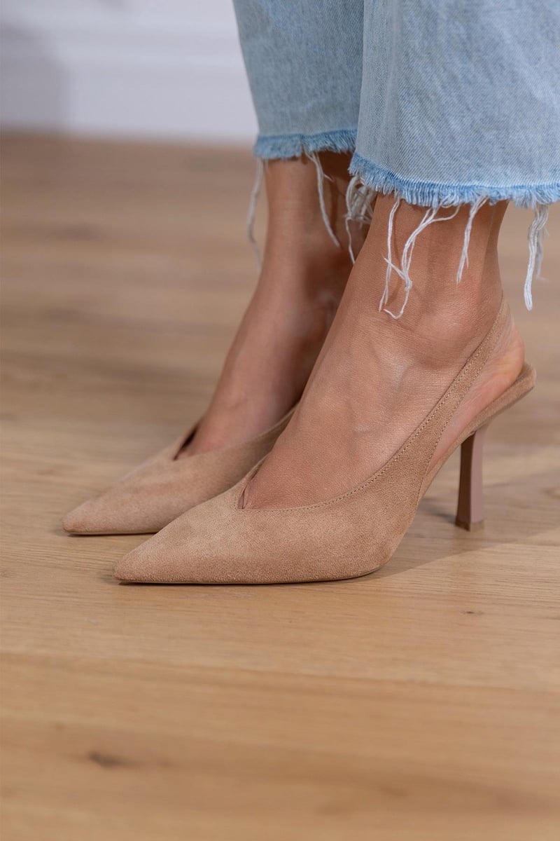 Elegante slingback-hæle i ruskind for en sofistikeret stil 2