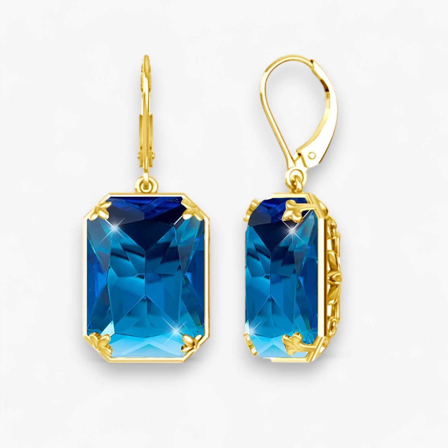 Amelia | Blå Topas Dangle Øreringe – Funklende Guld og Sølv - - Amelia | Blå Topas Dangle Øreringe – Funklende Guld og Sølv- €25 - {{ product_tags }