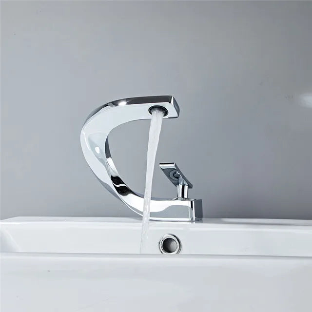 Dorte | Badearmatur til ein elegantes og komfortables Badezimmererlebnis