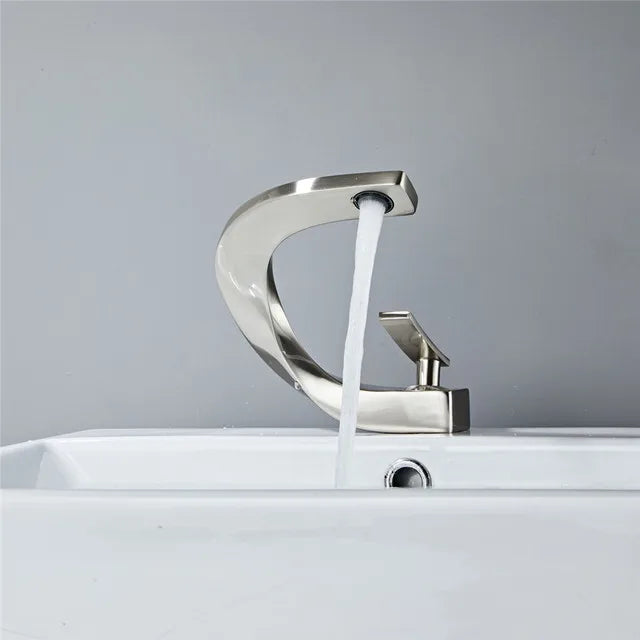 Dorte | Badearmatur til ein elegantes og komfortables Badezimmererlebnis
