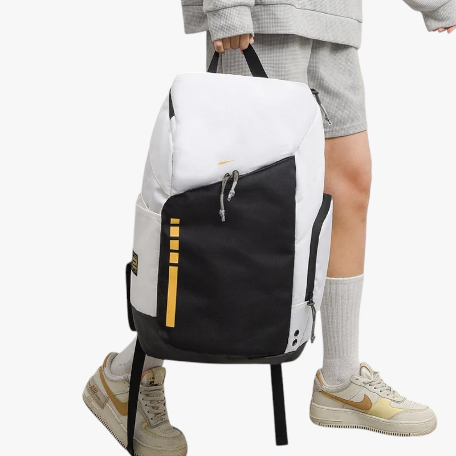 Sebastian | Let sportstaske XXL - Perfekt til rejser, studie og sport - - Sebastian | Let sportstaske XXL - Perfekt til rejser, studie og sport - €25 - {{ product_tags }