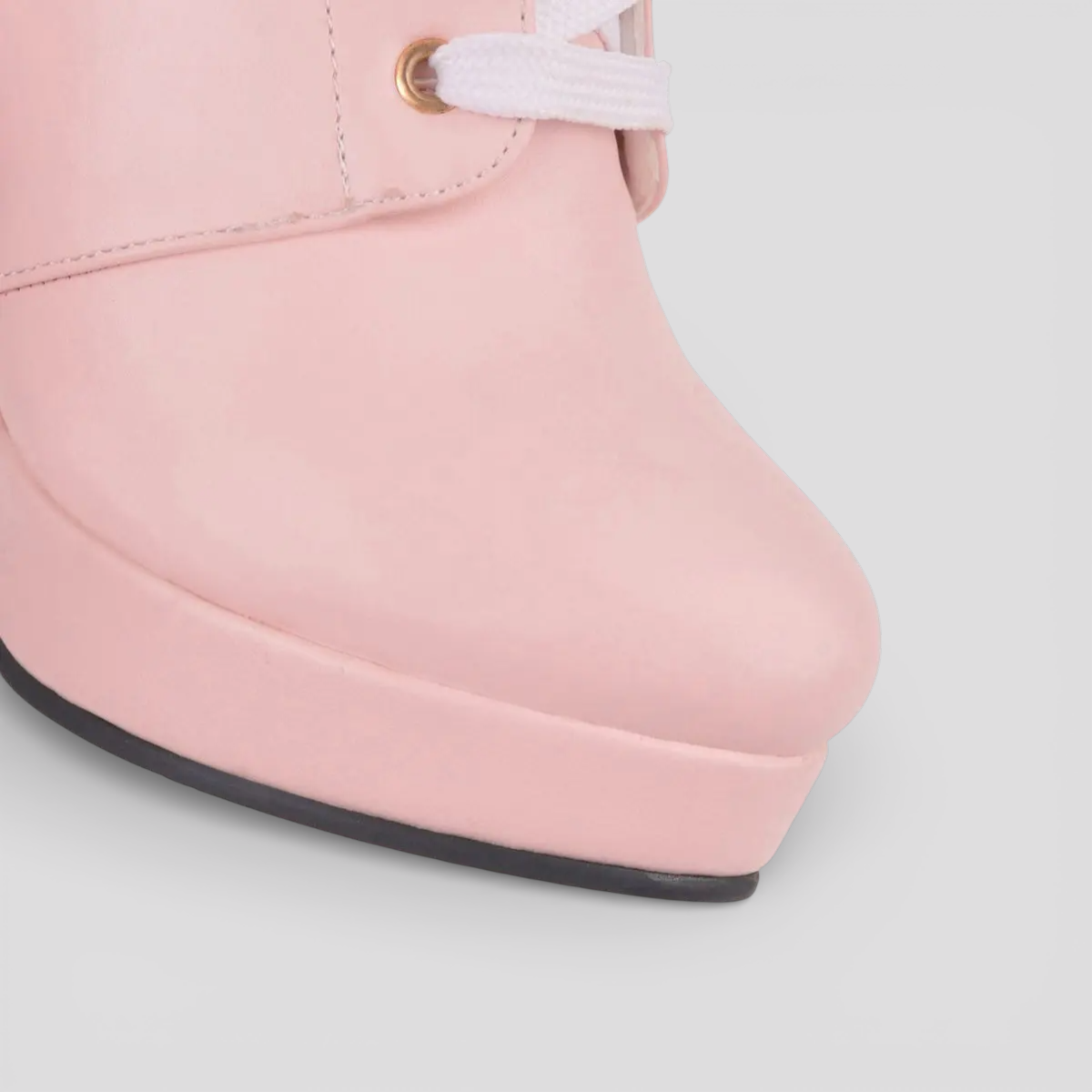 Grazia | Ankelstövlar med hög klack och metalldetaljer