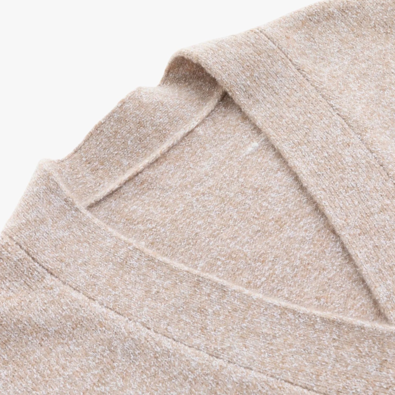 Zoe | Oversized chic dametrøje cardigan, varm og blød, med V-udskæring - - Zoe | Oversized chic dametrøje cardigan, varm og blød, med V-udskæring - €25 - {{ product_tags }
