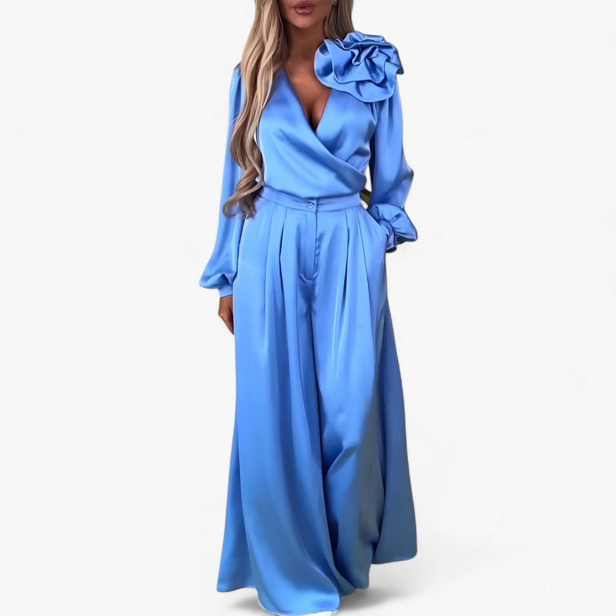 Leona | Kvinders Polyester Sæt med V-hals og Brede Bukser - Blå - Kvinders tøj - {{ product_tags }