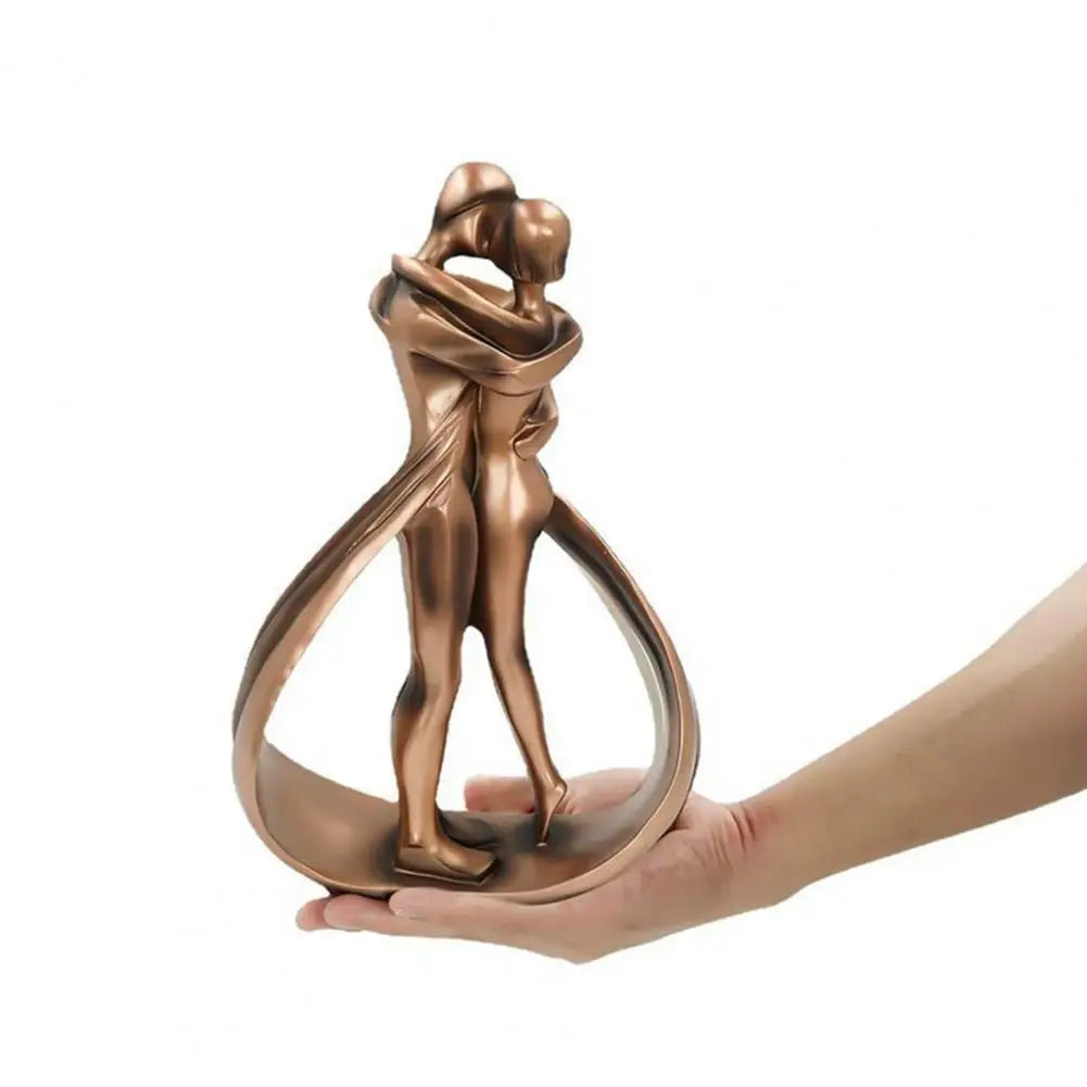 Omfavnende Par Skulptur - Bronzefarvet Kunstharpiks Boligdekoration - - Huis en tuin > Decoratie > Kunst > Beelden, sculpturen en standbeelden - {{ product_tags }