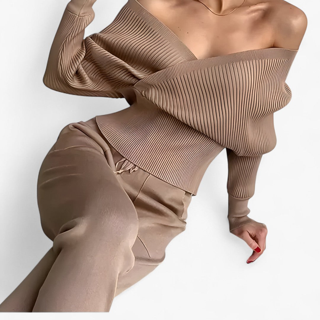 Leila | Moderne ribstrikket jumpsuit - - women's fashion - {{ product_tags }