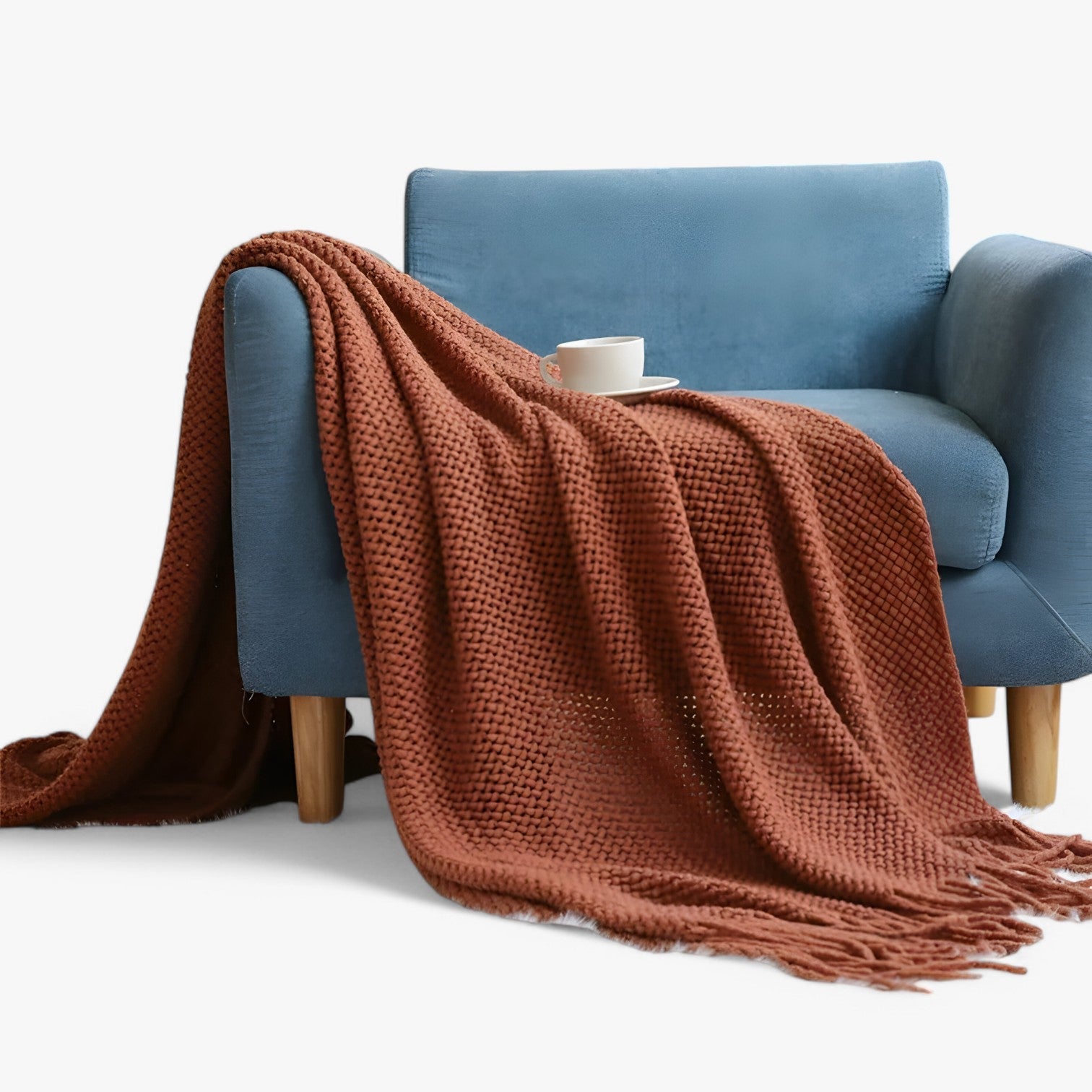 Chiara | Hyggeligt strikket plaid – blød, varm og stilfuld med frynser - - house & garden - {{ product_tags }