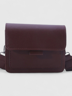 Clara | Retro og Rummelig Skuldertaske med Bred Rem