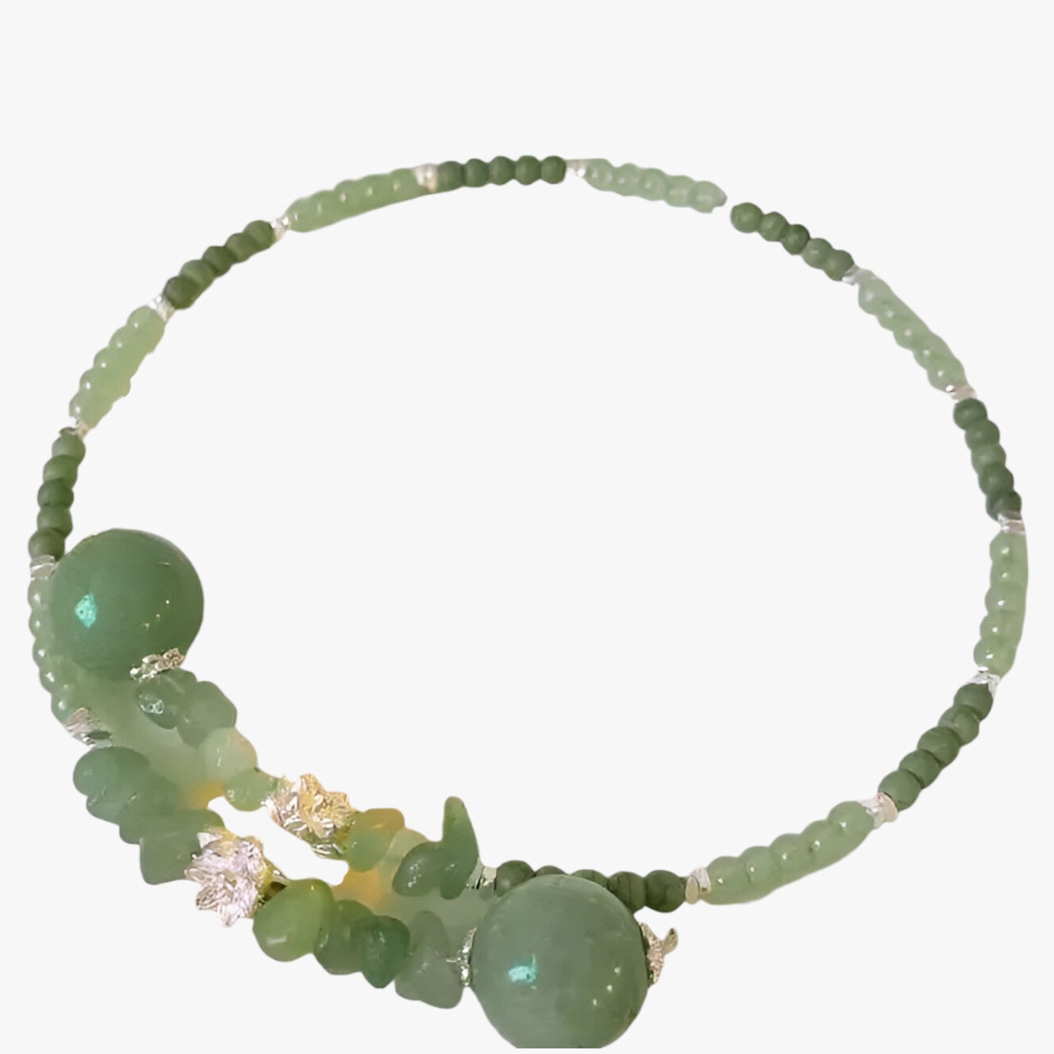Vivian | Elegant og tidløs: Østens jadeperle-choker til et raffineret look - - women's fashion - {{ product_tags }