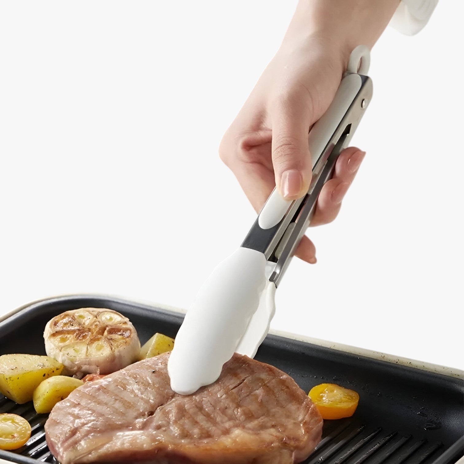 Levente | Hittebestendige BBQ-tang – Kradsikker greb - - house & garden - {{ product_tags }
