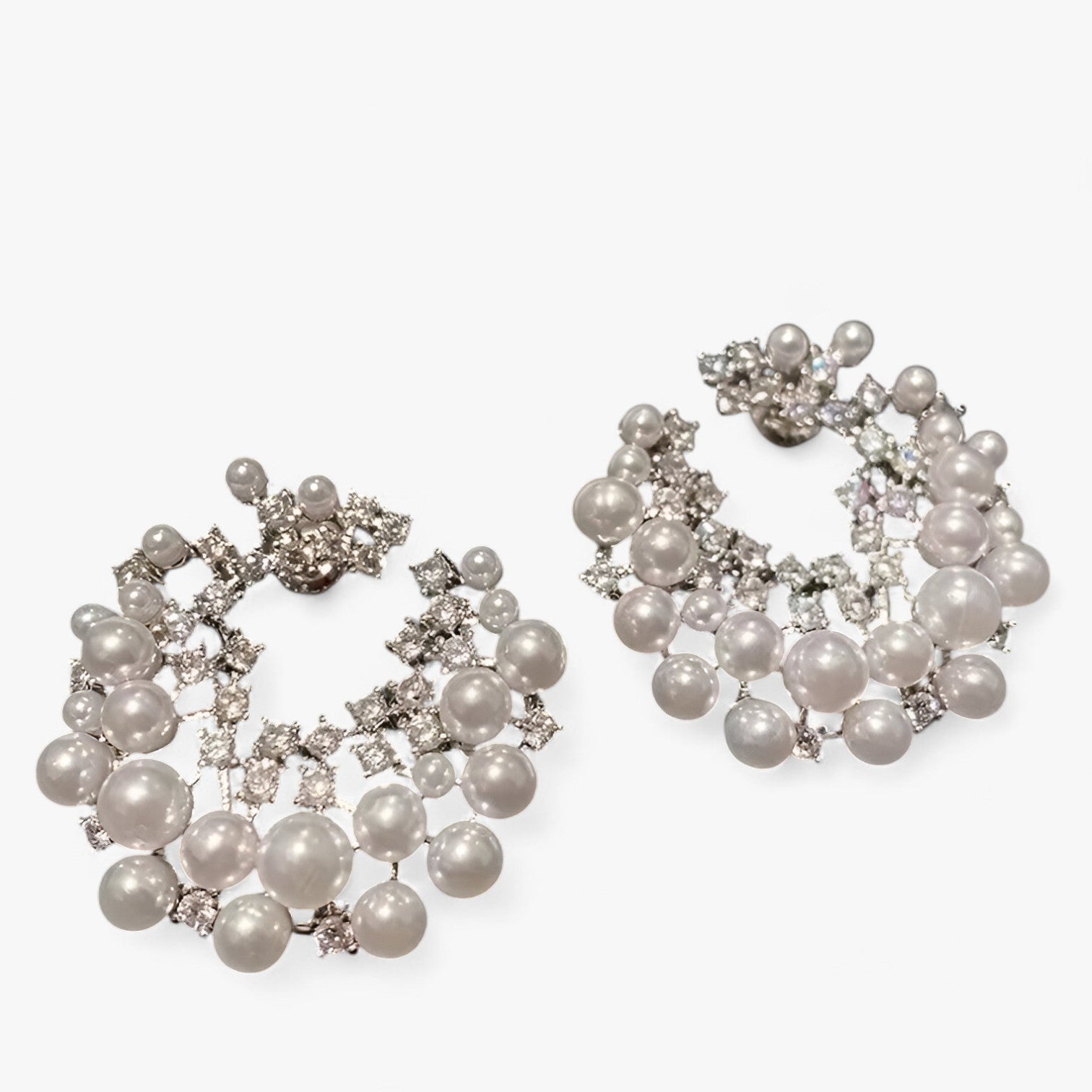 Hazel | Zilverbelagte Perleøreringe med Retro Luxe og Zirkonia - - women's fashion - {{ product_tags }