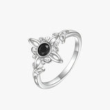 Carla | Silver ring with spiritual power and mysterious details