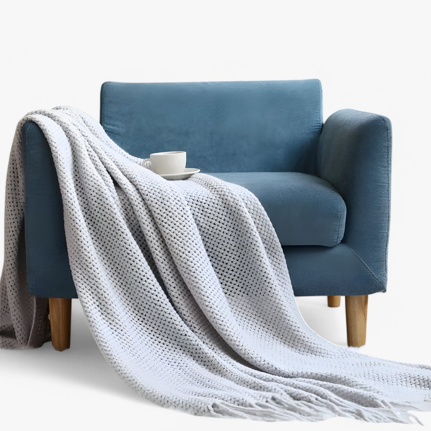 Chiara | Hyggeligt strikket plaid – blød, varm og stilfuld med frynser - Grå - house & garden - {{ product_tags }