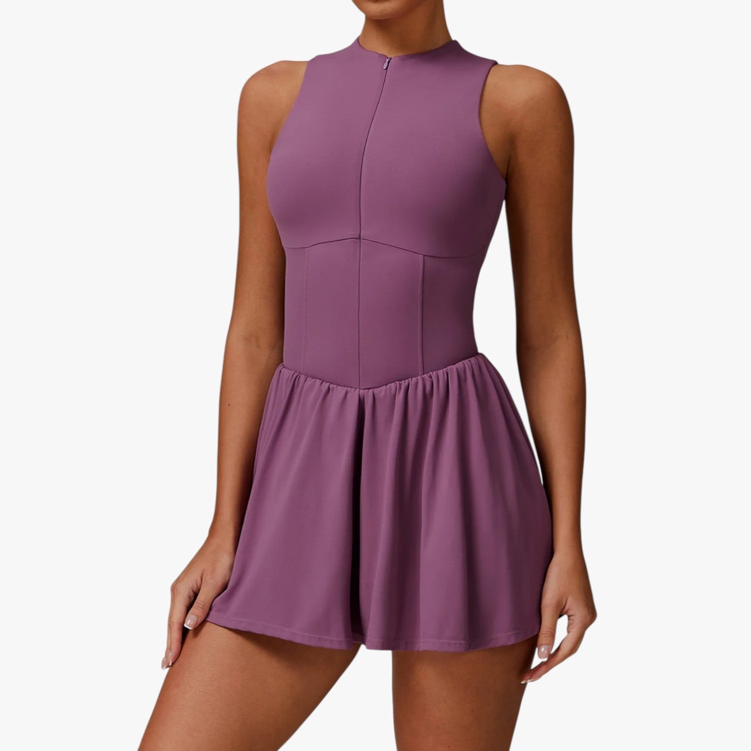 Athena | Komplett tennisnederdel med indbygget push-up brystholder - Lilla Ximei - Athena | Komplett tennisnederdel med indbygget push-up brystholder - €25 - {{ product_tags }