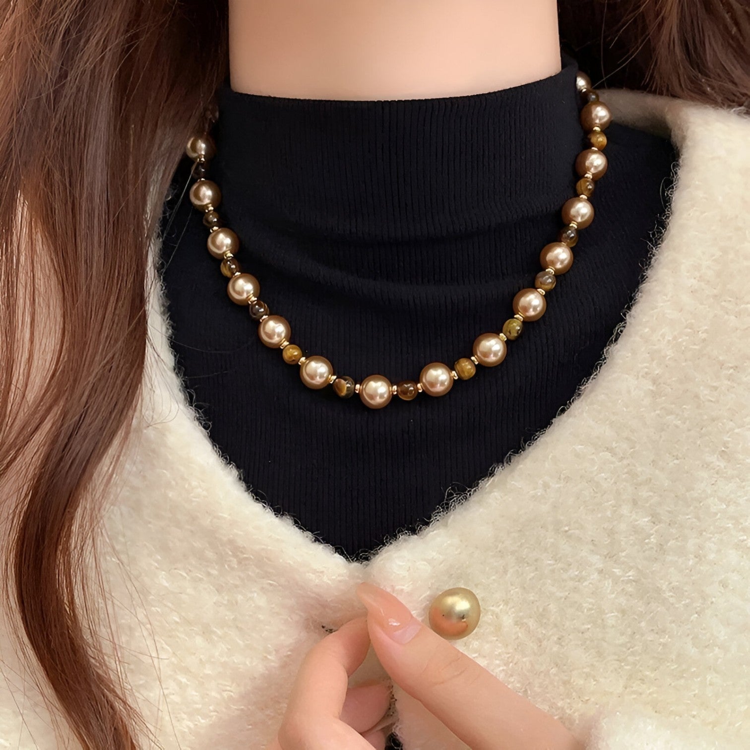 Malia | Elegant tigerøje halskæde til et raffineret udseende - - women's fashion - {{ product_tags }