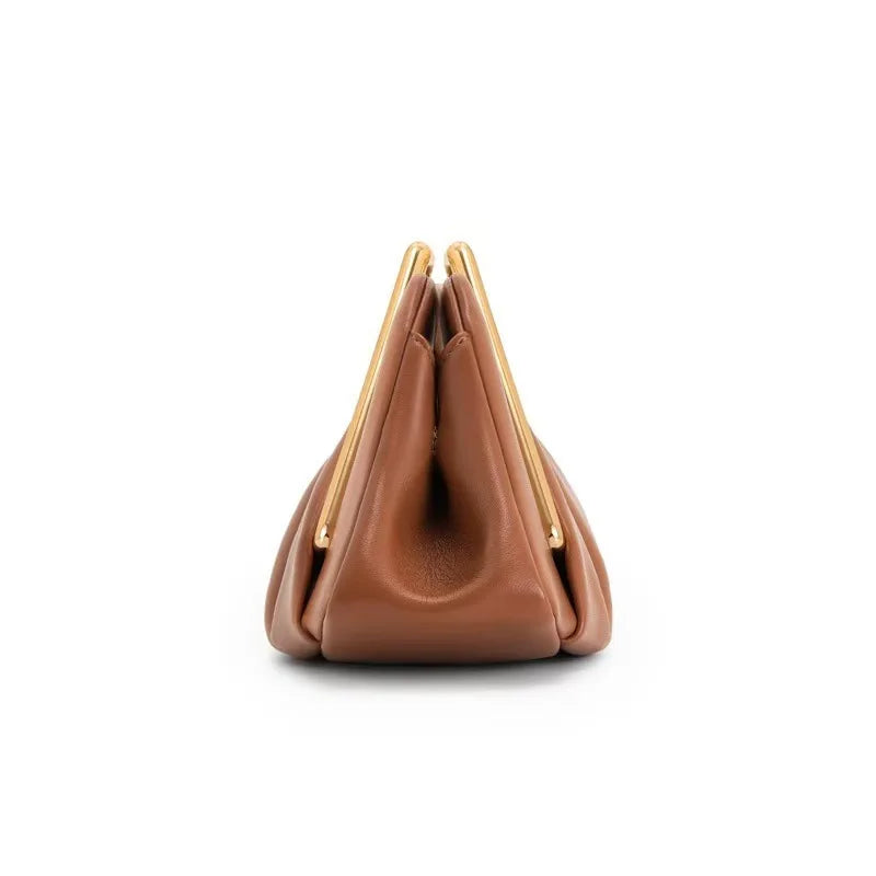 Elegant Læder Clutch med Origami-Inspireret Design - - - {{ product_tags }