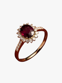 Janet | Vintage ring med kongelig flair og funklende rubinlook
