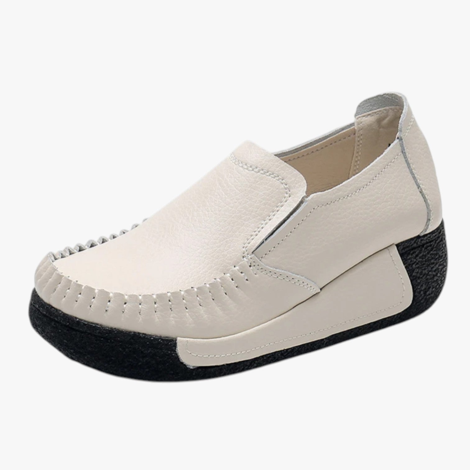 Adrianna | Ægtelædersko i mokkasinsnittelse - Bløde og komfortable med plateau til mødre - - Adrianna | Ægtelædersko i mokkasinsnittelse - Bløde og komfortable med plateau til mødre - €25 - {{ product_tags }