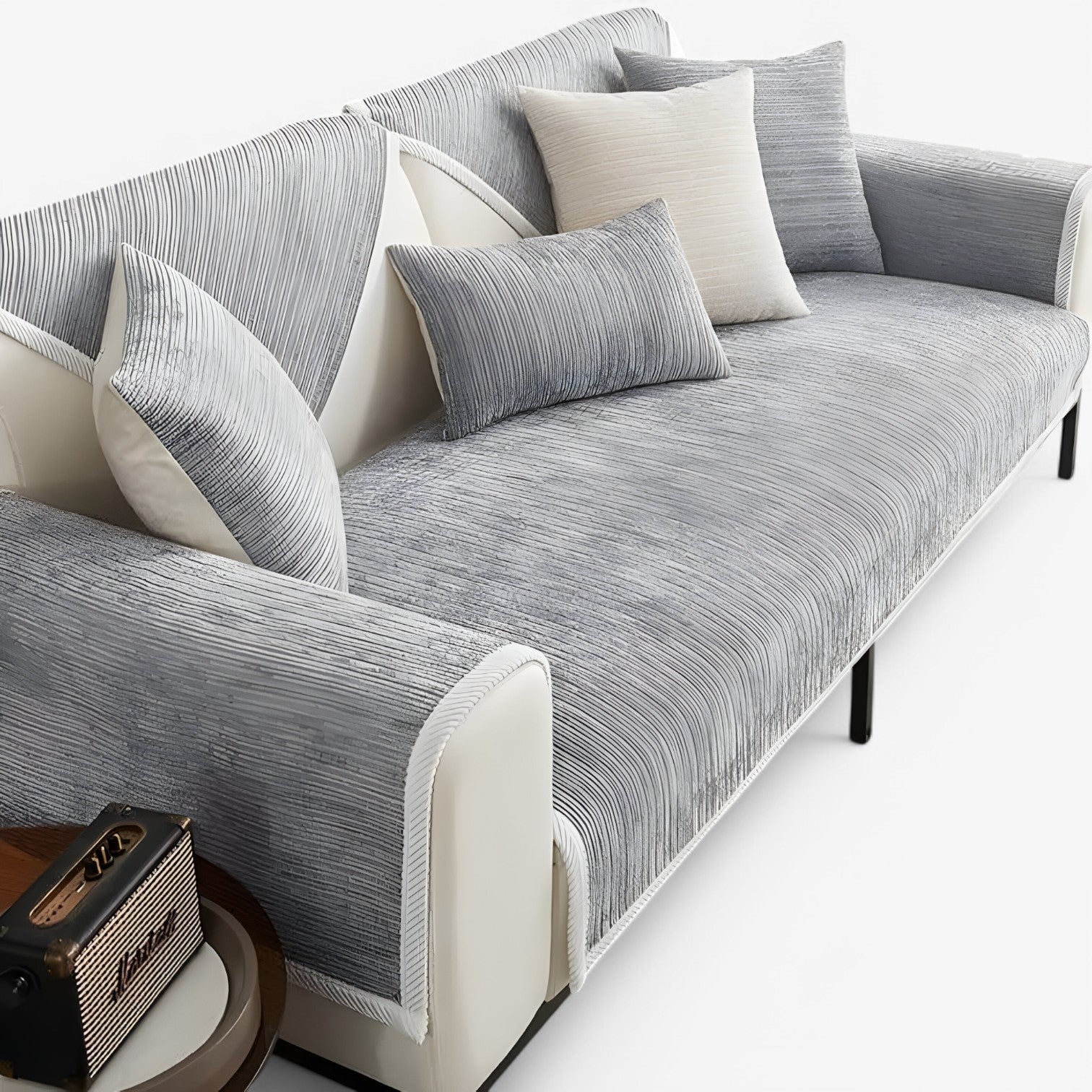 Cade | Stribet Chenille Sofabetræk – Beskytter & Udsmykker Din Sofa - - house & garden - {{ product_tags }