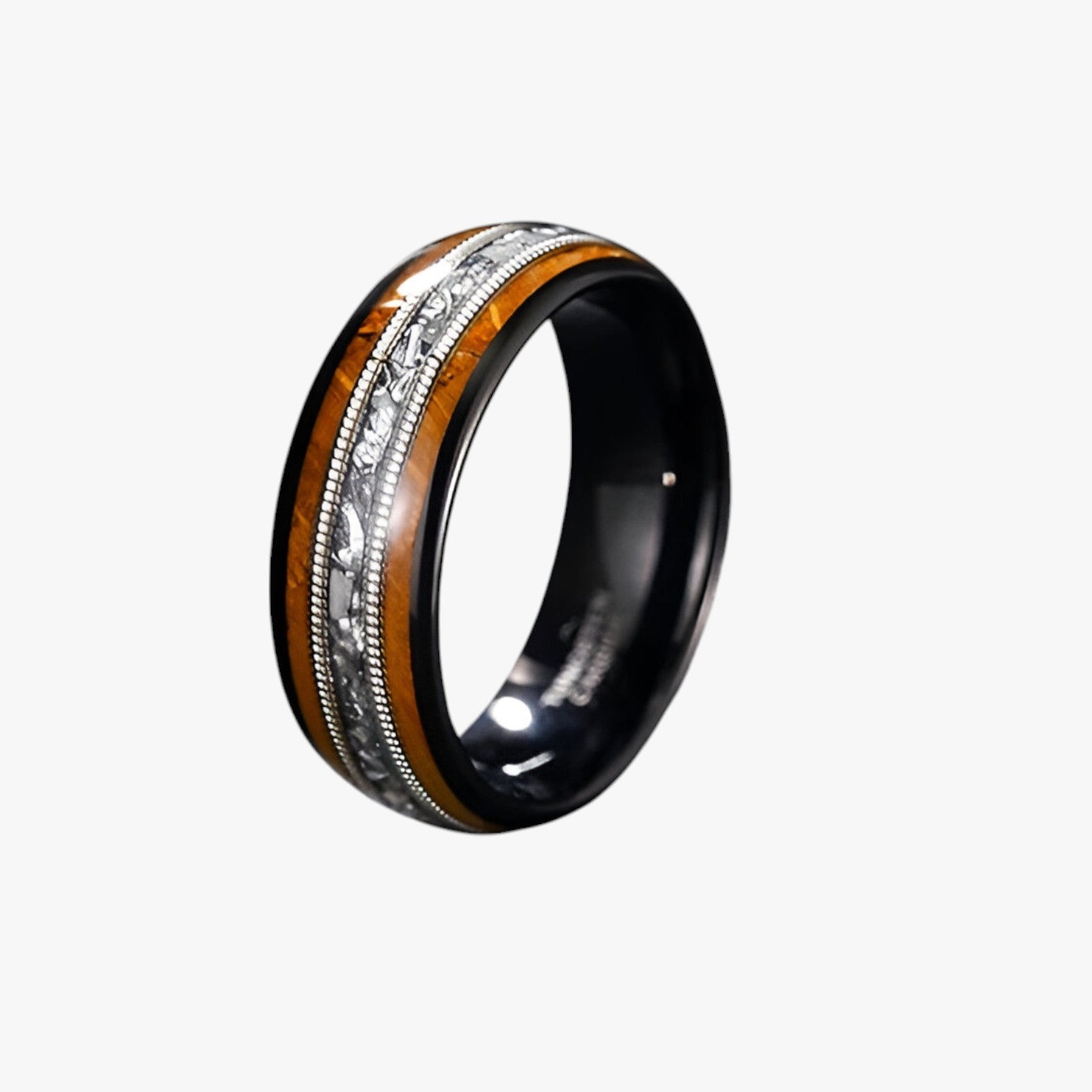 Mariano | Træring med guitarsnore og whiskyfadaccentuer - 8mm - watches - {{ product_tags }