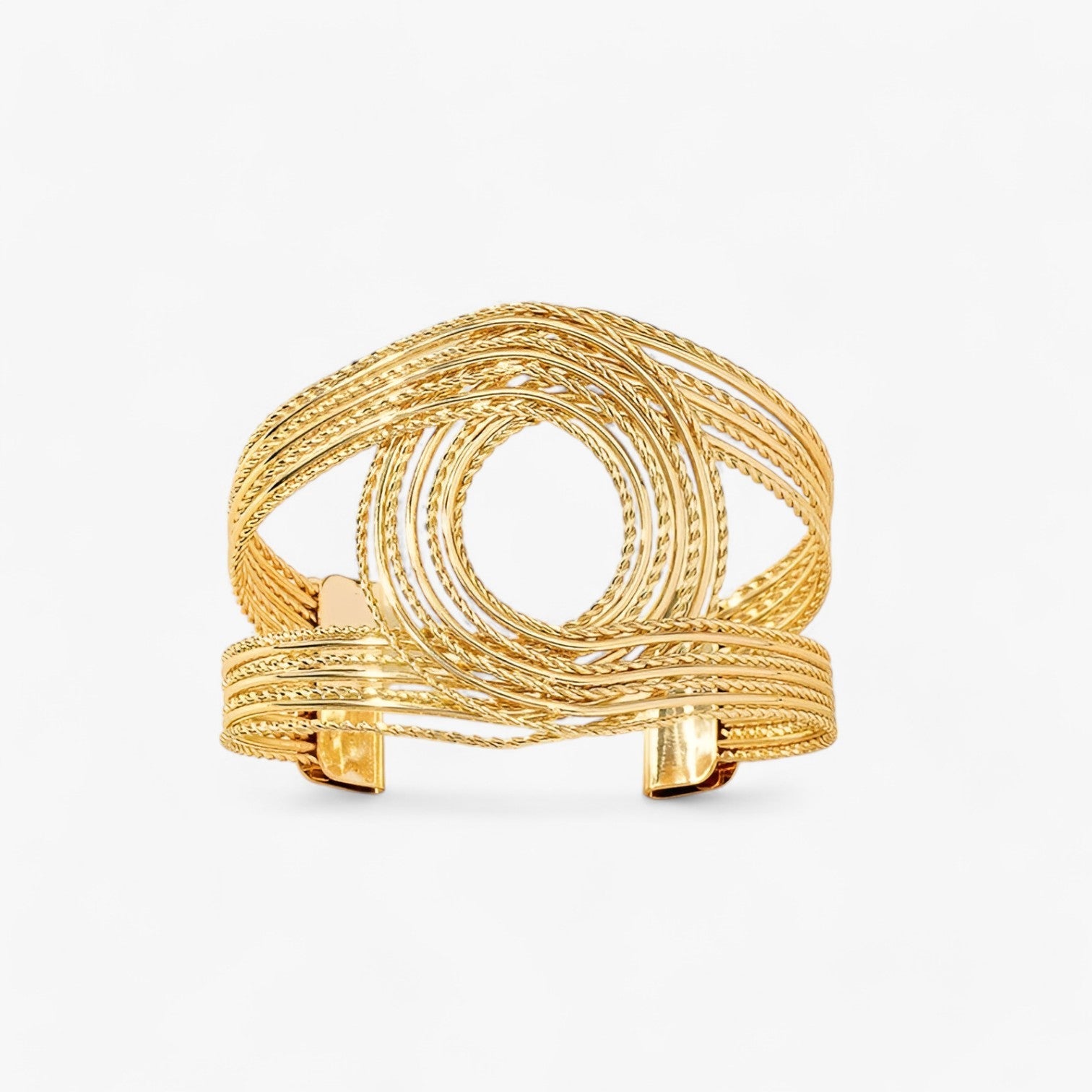 Adia | Dobbelt C Indgraveret Metal Bøjlearmbånd – Trendy Armbånd til Kvinder - - women's fashion - {{ product_tags }