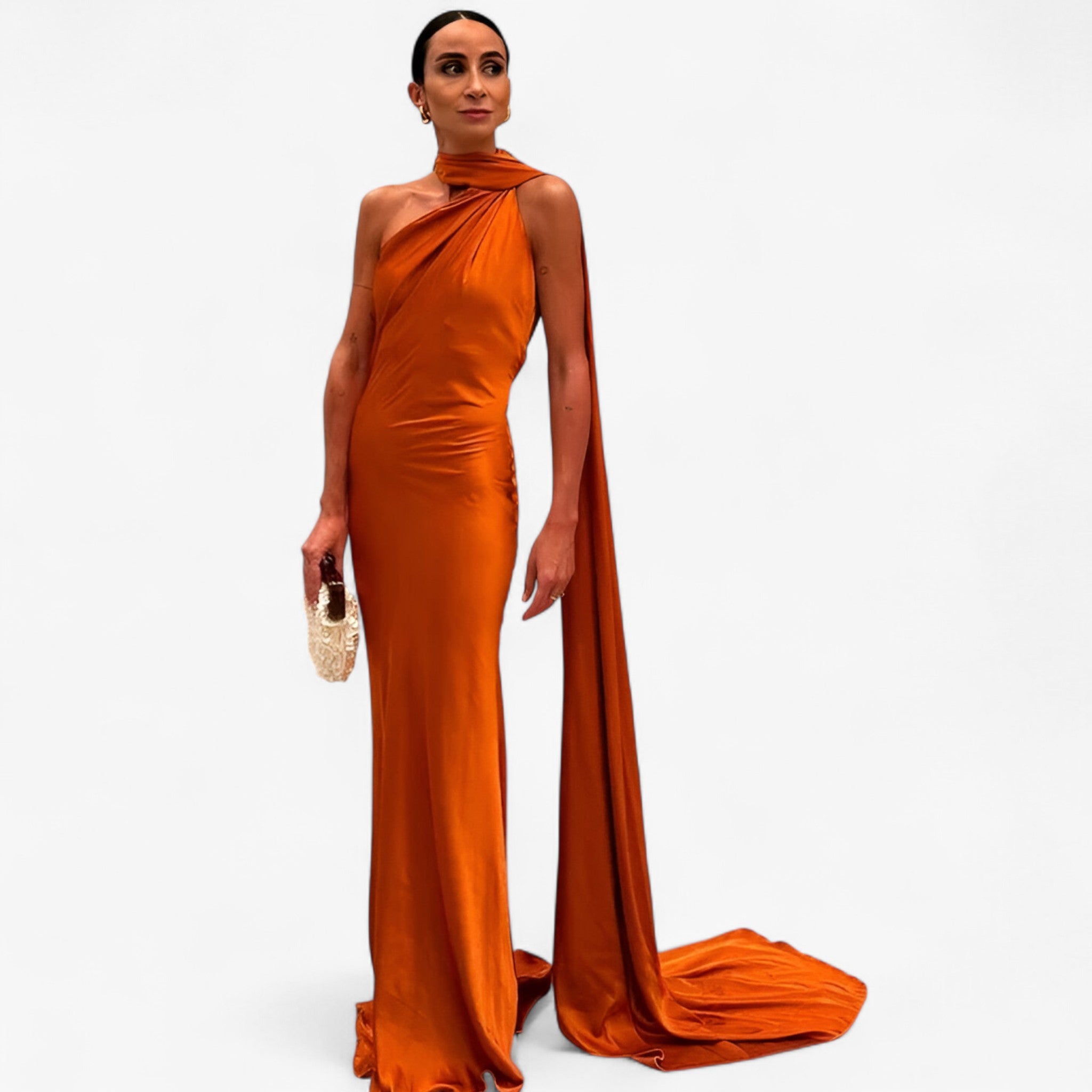 Lia – Sofistikeret Aftenkjole med Åben Ryg og Flydende Slæb - Orange - women's fashion - {{ product_tags }