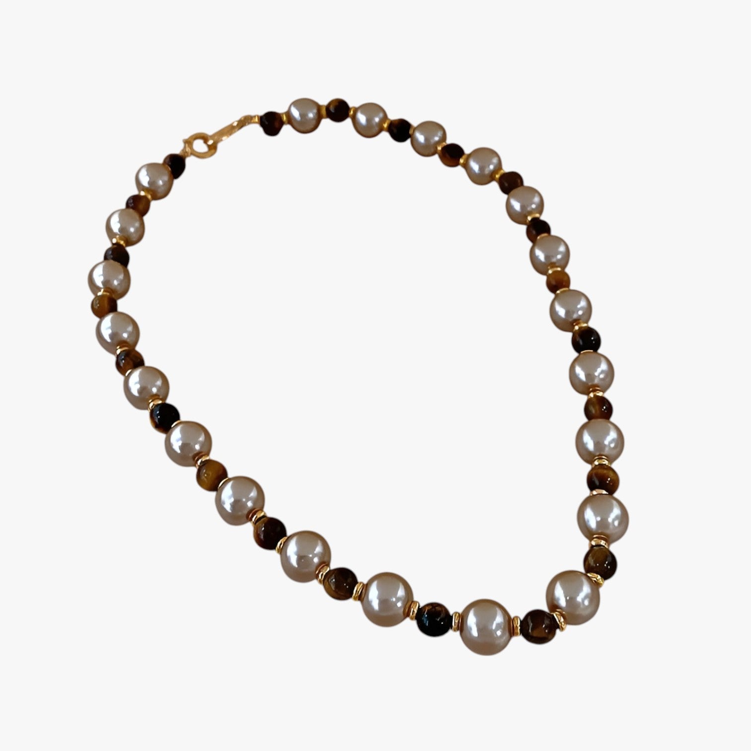 Malia | Elegant tigerøje halskæde til et raffineret udseende - - women's fashion - {{ product_tags }