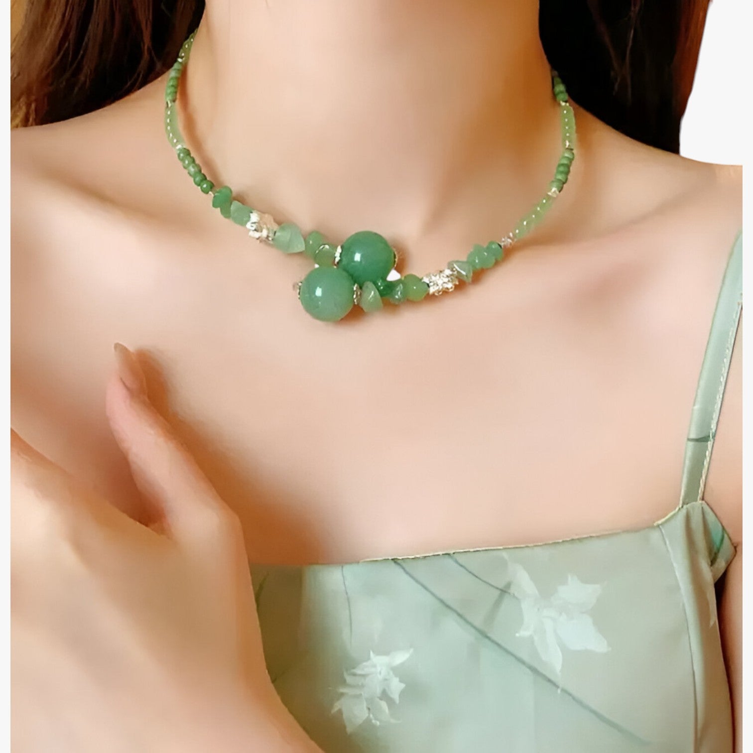 Vivian | Elegant og tidløs: Østens jadeperle-choker til et raffineret look - - women's fashion - {{ product_tags }