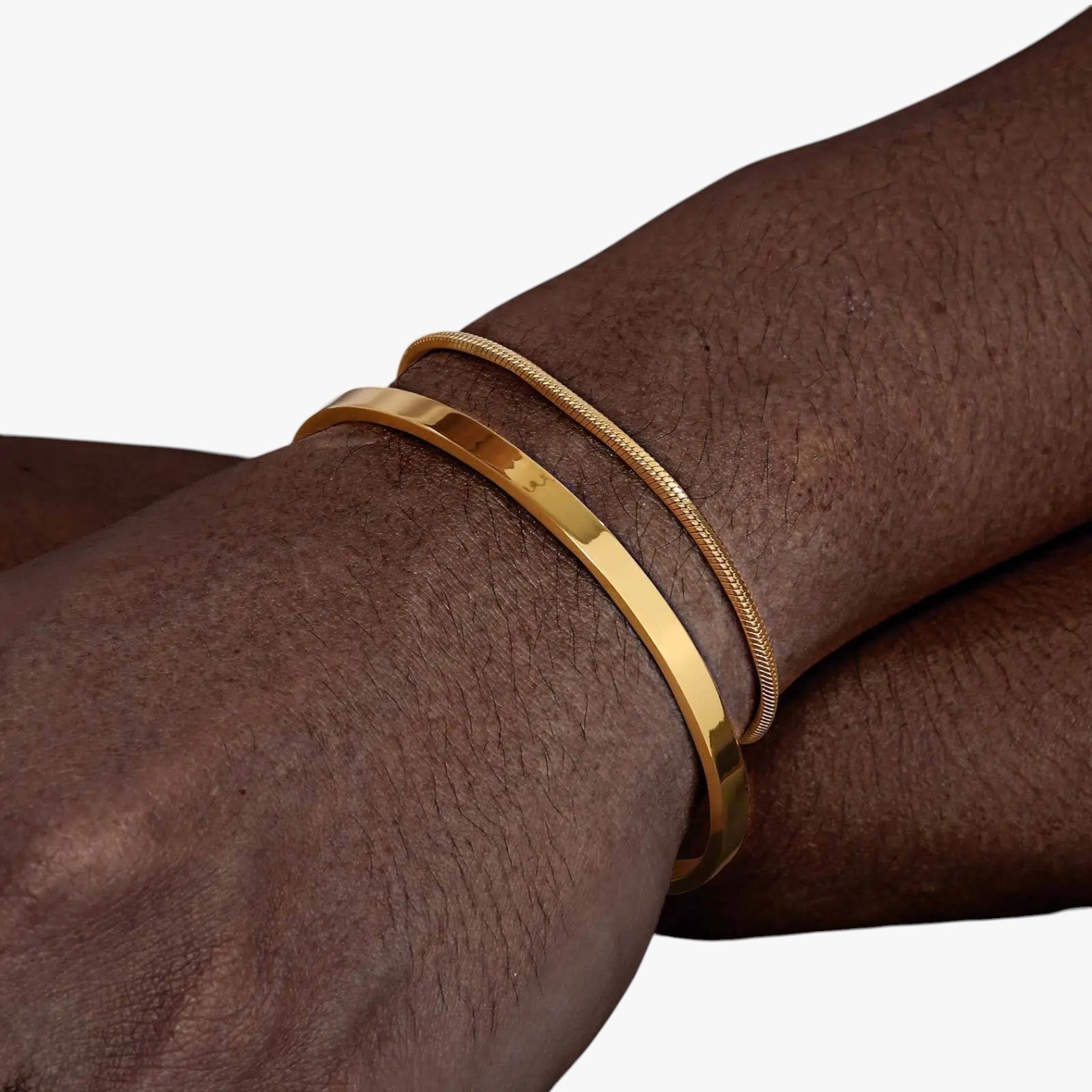 Philip | Sæt med herrearmbånd i stål med sorte detaljer - guld - Philip | Sæt med herrearmbånd i stål med sorte detaljer - €25 - {{ product_tags }