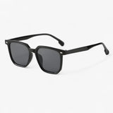 Felix | Unisex vintage square sunglasses in retro style