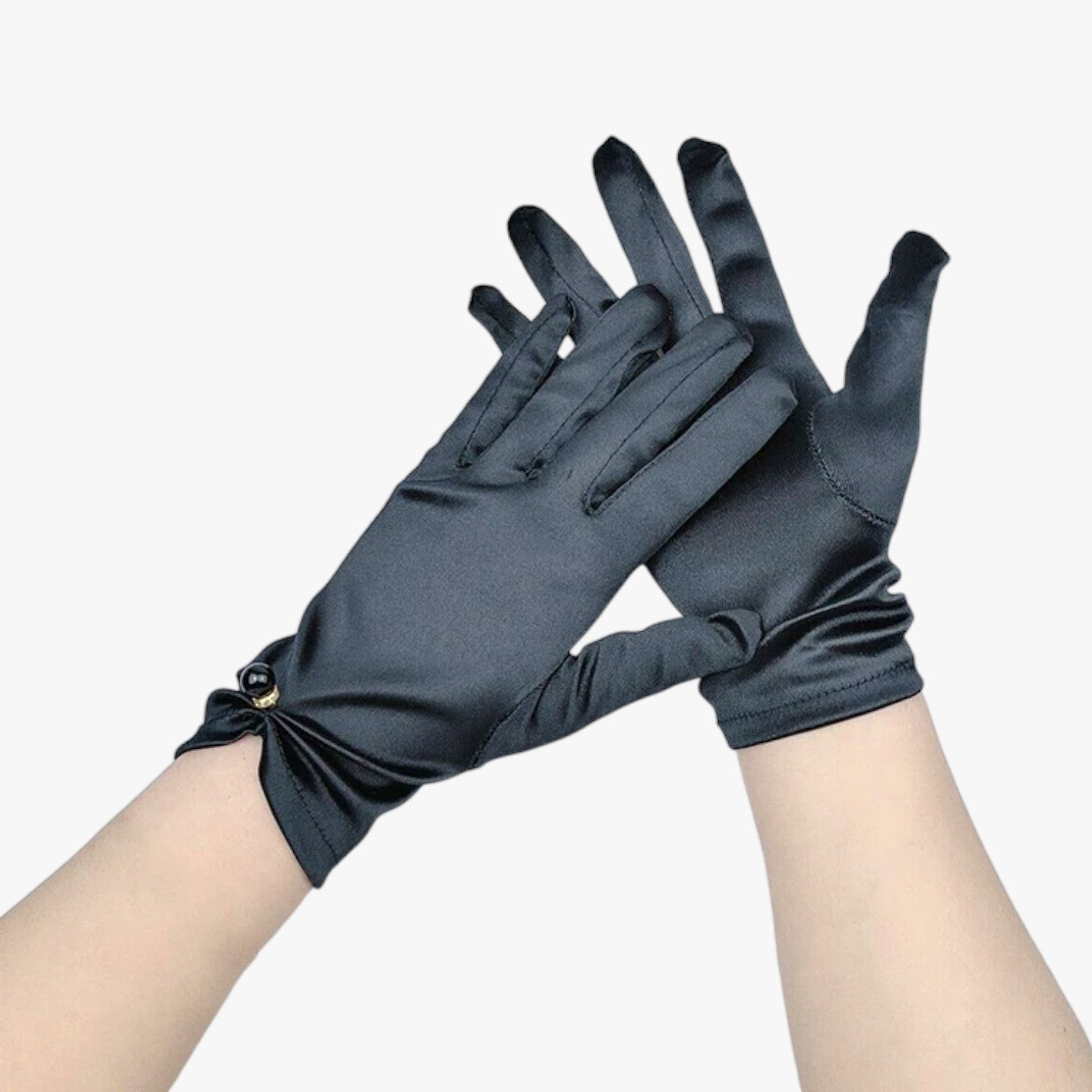 Leila | Elegante satinhandsker med perler, perfekte til ceremonier og særlige lejligheder - Nero - Leila | Elegante satinhandsker med perler, perfekte til ceremonier og særlige lejligheder - €25 - {{ product_tags }