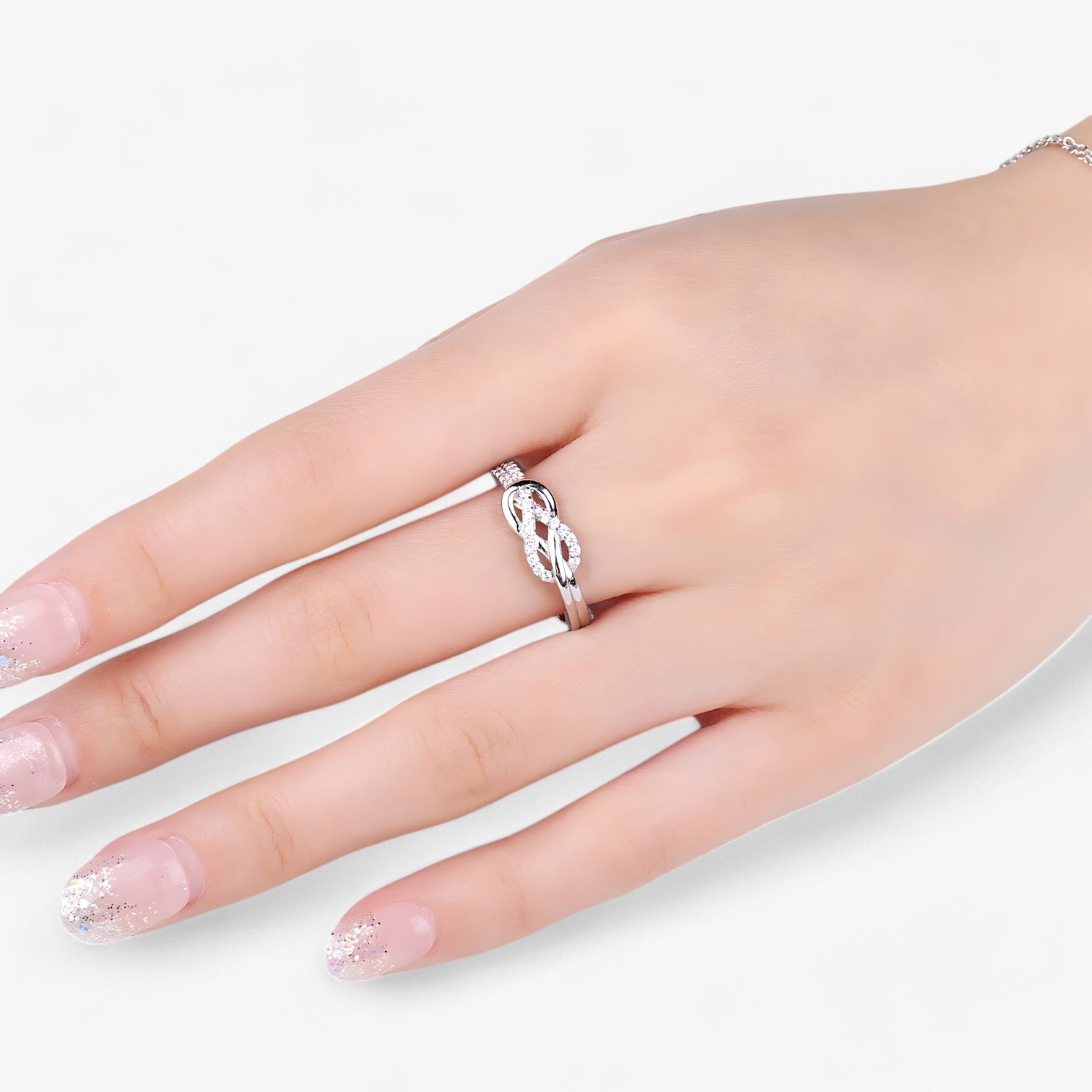 Stina | Uendelig Knude Ring – Tidsløs elegance i sterlingsølv - - watches - {{ product_tags }