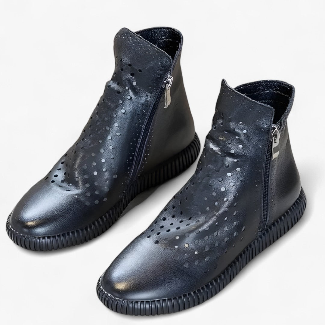 Dalia | Gladiatorstøvler i ægte læder med kilehæling i boho-stil - Sort - Dalia | Gladiatorstøvler i ægte læder med kilehæling i boho-stil - €25 - {{ product_tags }