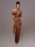 Dame One-Shoulder Aftenkjole med Metallic Finish
