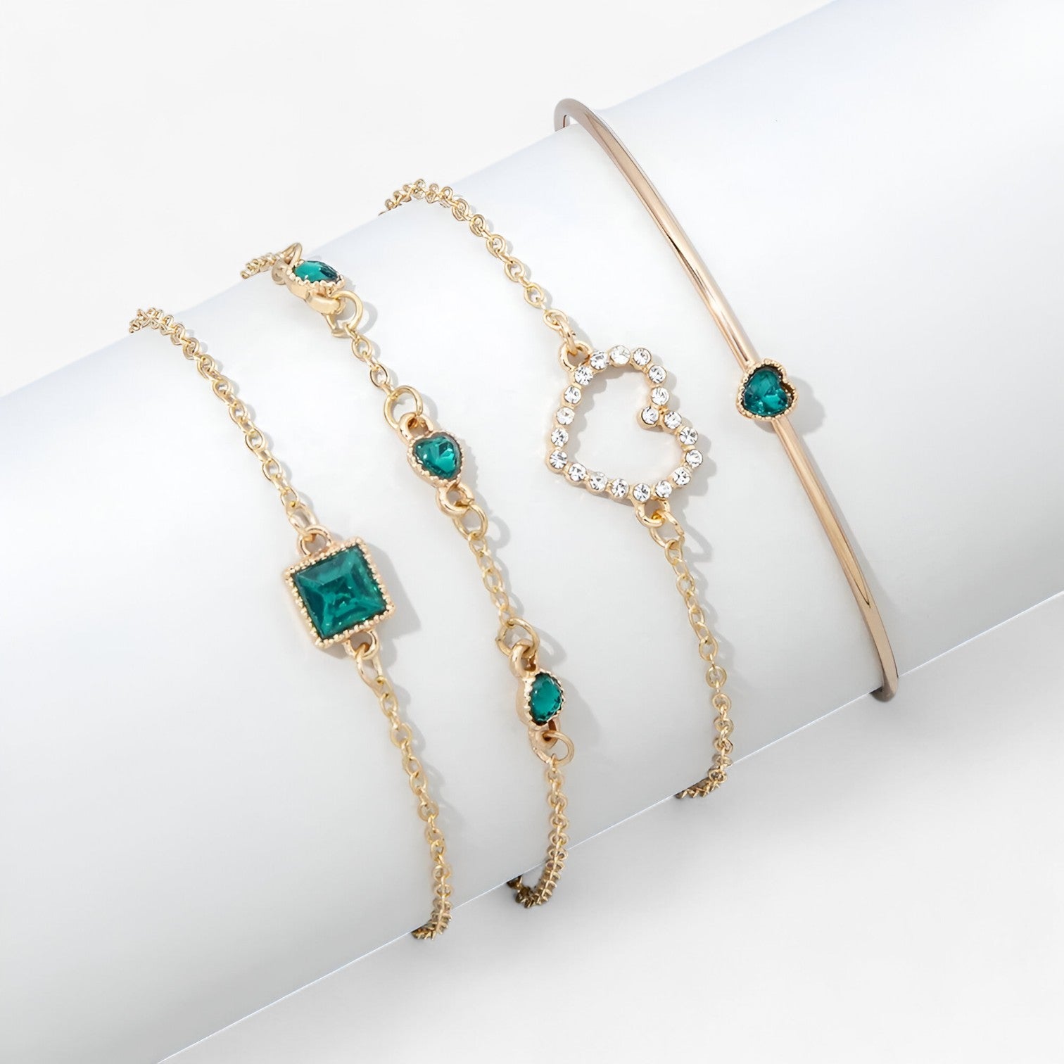 Celeste | Elegante smykker i smaragd med raffinerede charms - - women's fashion - {{ product_tags }
