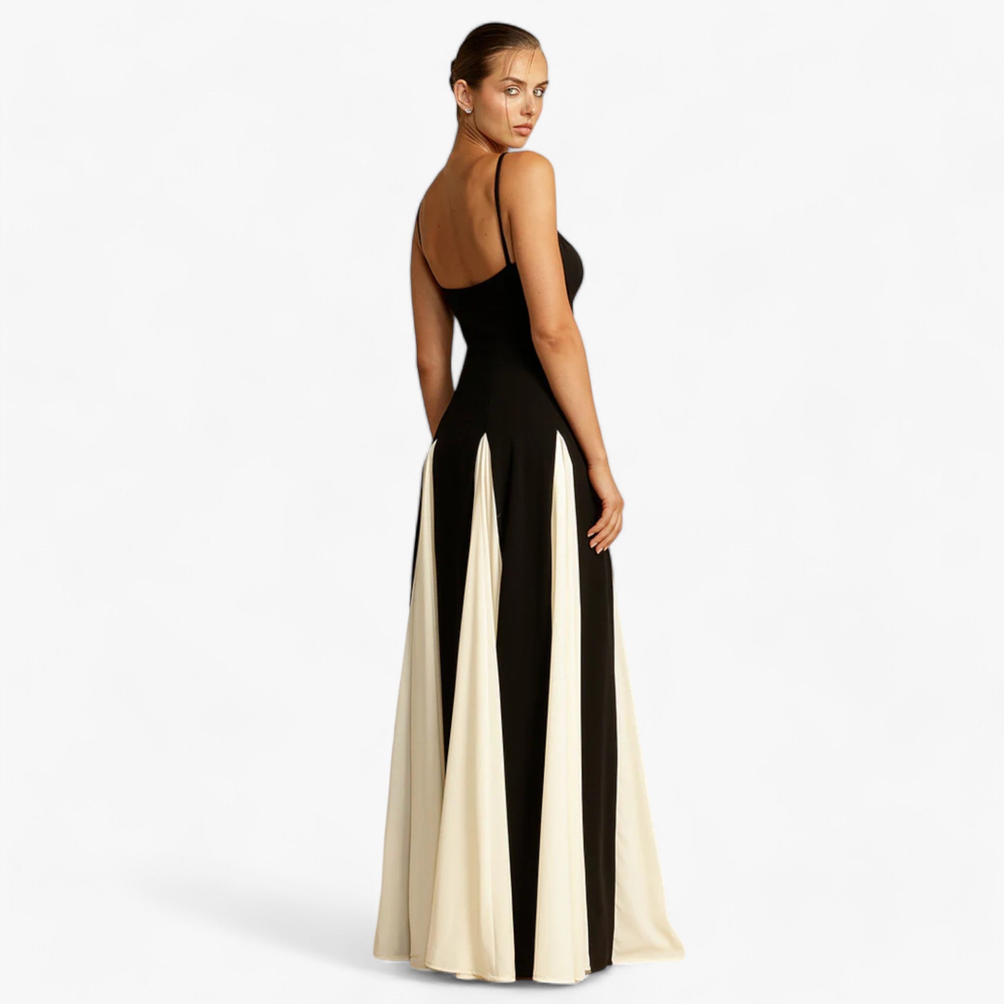 Alezia | Spaghetti Band Maxi Kjole - Elegant og Sensuel Raffinement - - ALESSIA - Spaghetti Band Maxi Kjole - Elegant og Sensuel Raffinement- $25 - {{ product_tags }