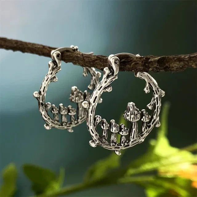 Boheme-gotiske svampe-øreringe med tro - E - Boheme-gotiske svampe-øreringe med tro- €25 - {{ product_tags }