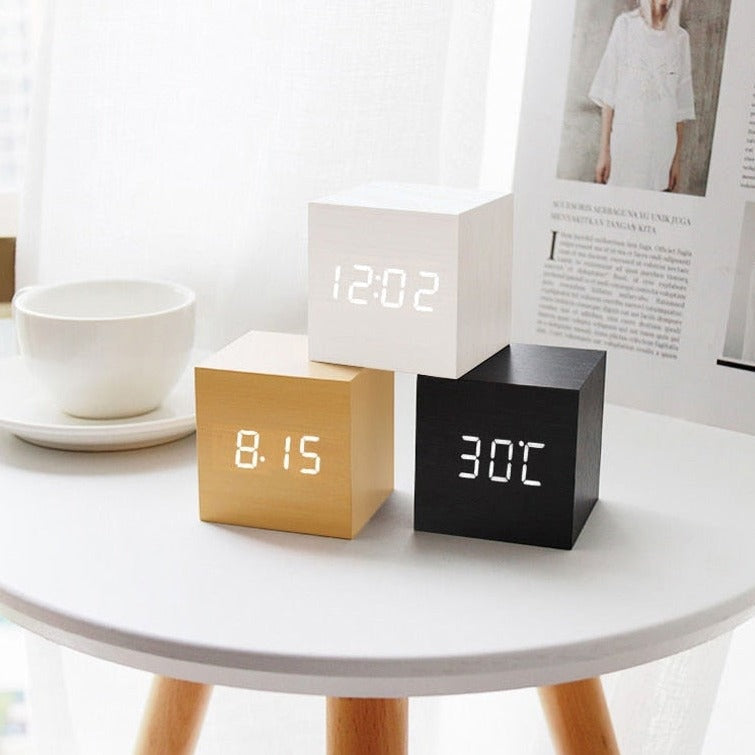 LumiClock Digitalt LED Vækkeur - - Wall Clocks - {{ product_tags }